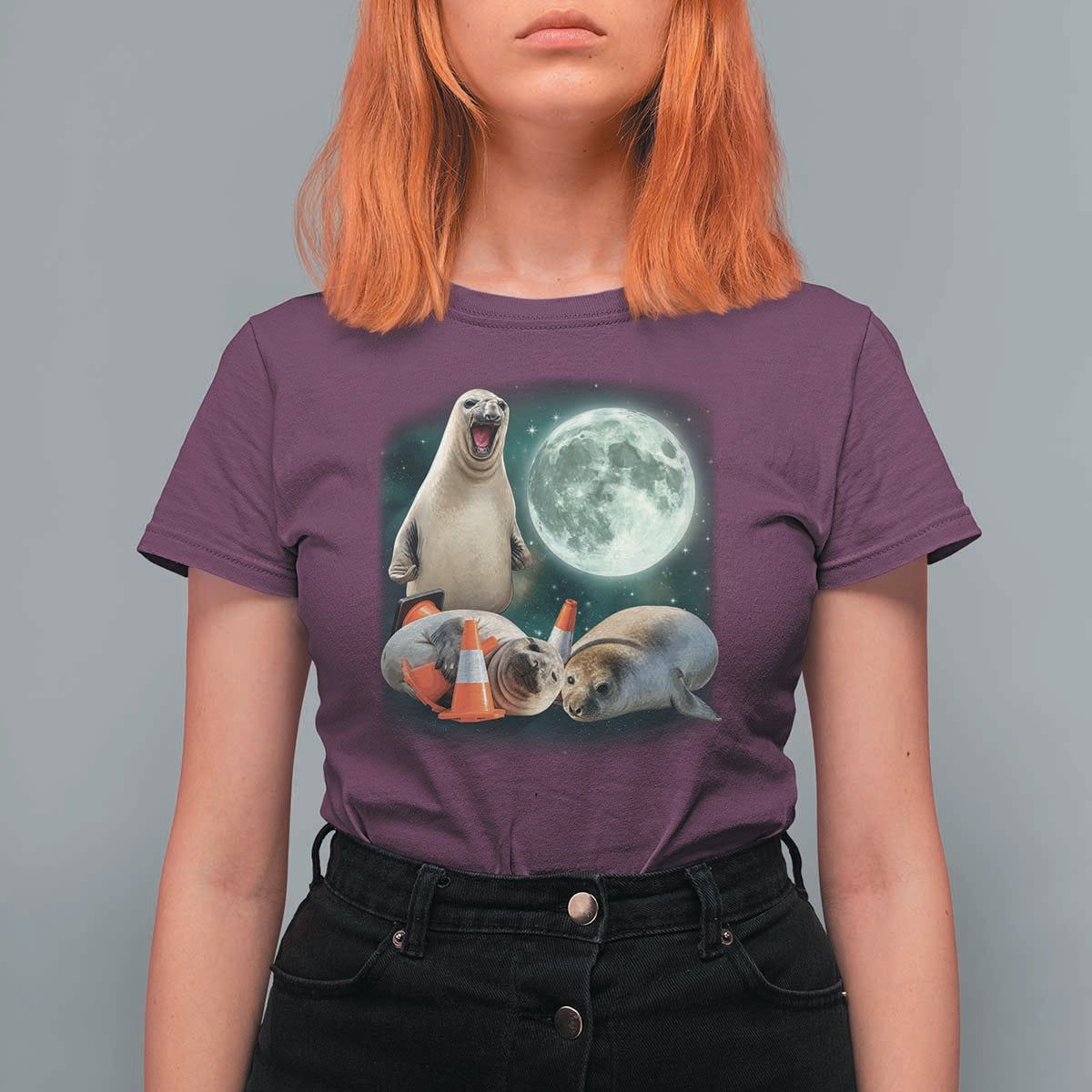 Funny Neil The Seal Howling at Moon 90s Retro T Shirt For Women