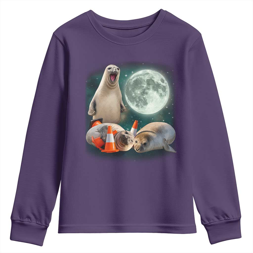 Funny Neil The Seal Howling at Moon 90s Retro Youth Sweatshirt