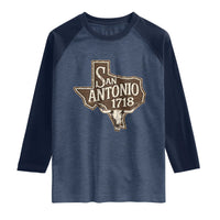 Vintage San Antonio Texas Est 1718 Longhorn Cow Skull Raglan Shirt
