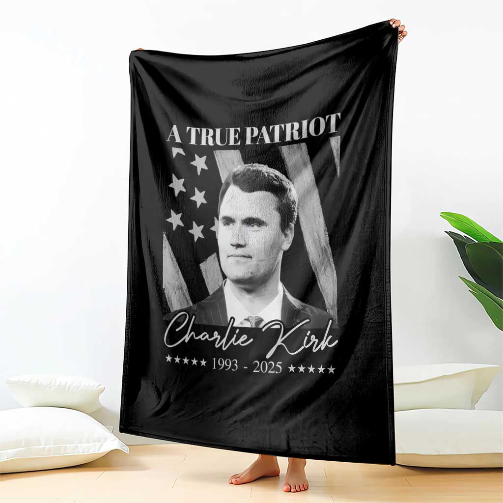 A True Patriot Charlie Kirk Throw Blanket Vintage American Flag - Wonder Print Shop