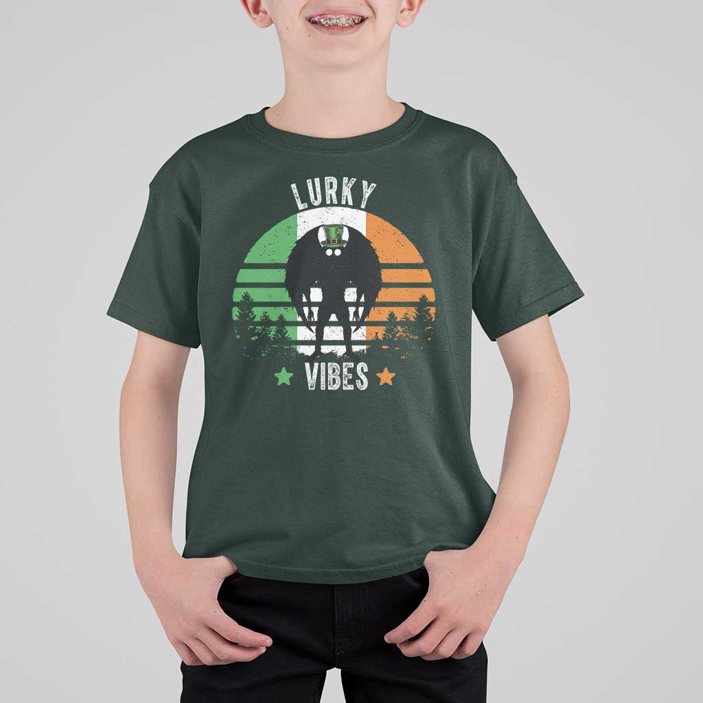 Funny St Patrick's Day Mothman T Shirt For Kid Lurky Vibes Shamrock Retro Ireland Flag