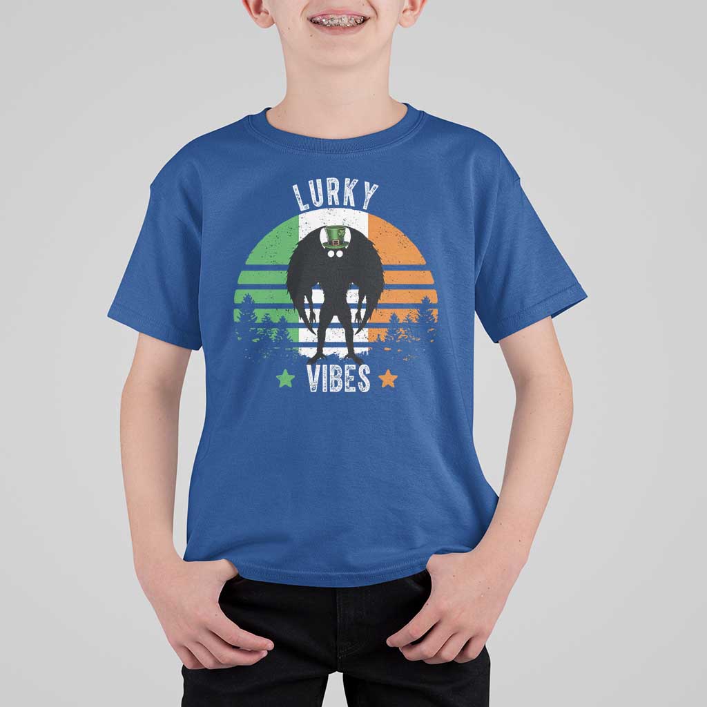 Funny St Patrick's Day Mothman T Shirt For Kid Lurky Vibes Shamrock Retro Ireland Flag