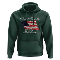 Funny Dont Tread On Freedom Hoodie Patriotic 4th Of July Vintage Betsy Ross Flag - Wonder Print Shop