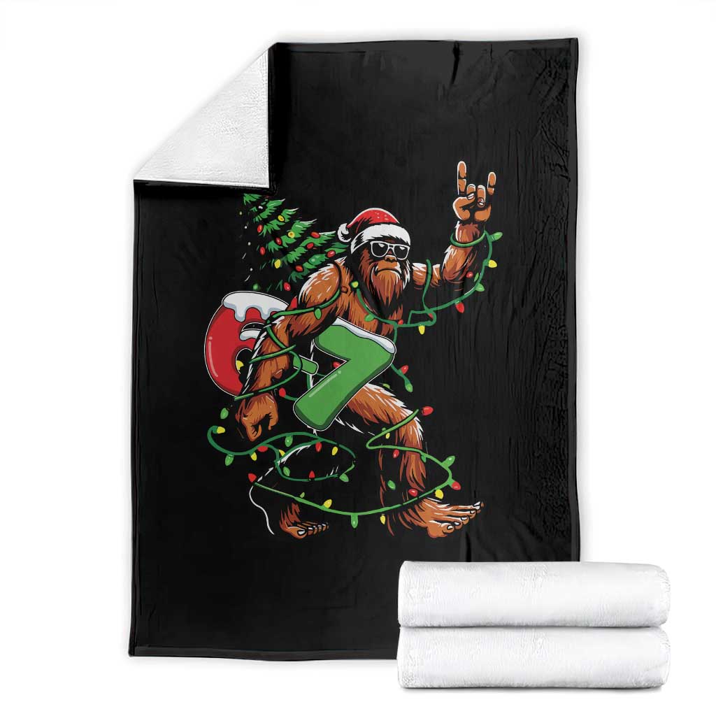 Funny Santa Bigfoot 67 Christmas Tree Xmas Lights Throw Blanket - Wonder Print Shop