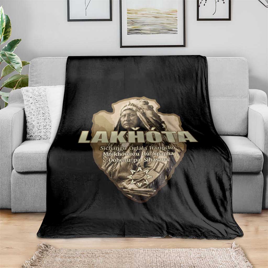 Chief Spotted Elk Lakhota Lakota Sioux Native American Indian Throw Blanket - Wonder Print Shop