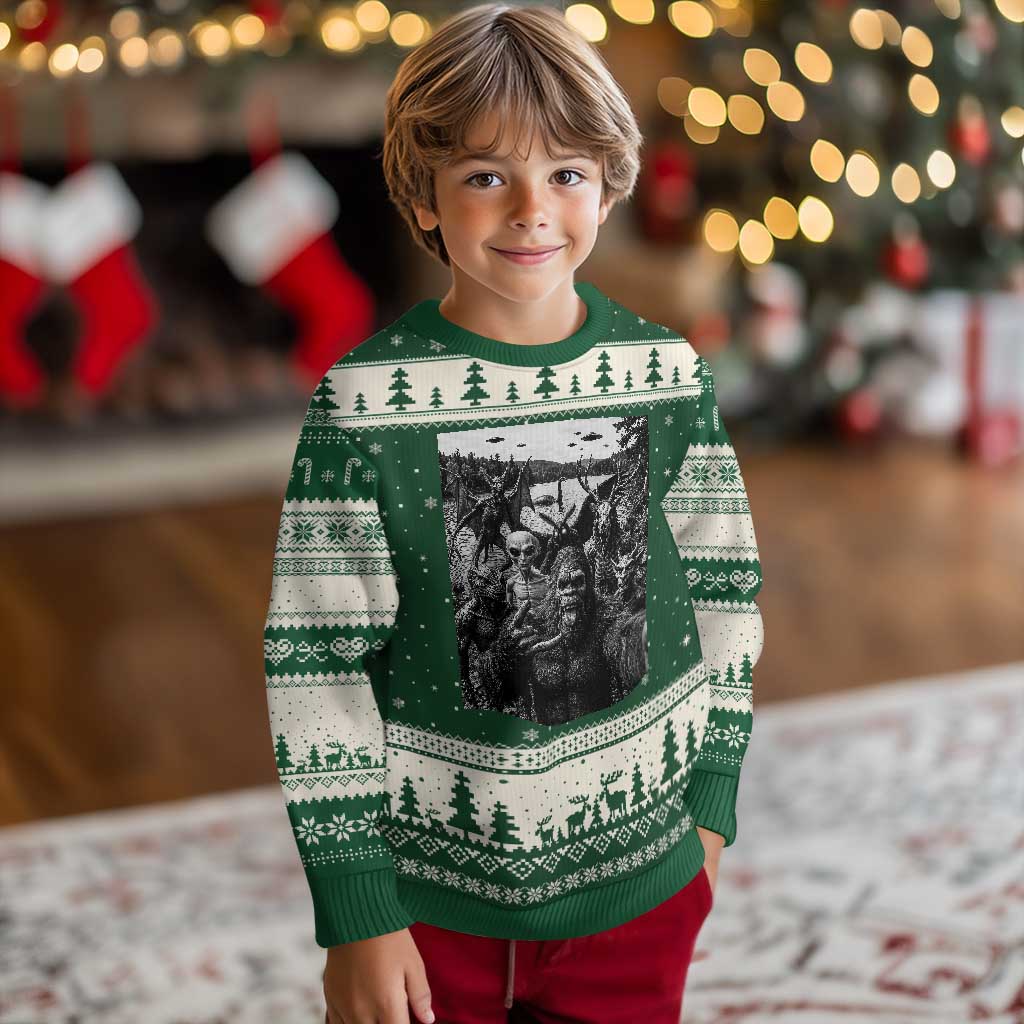 Funny Cryptid Creatures Selfie Ugly Christmas Sweater Bigfoot Alien Cryptozoology Fantasy Mythical Monsters