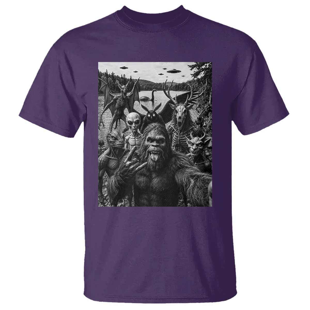 Funny Cryptid Creatures Selfie T Shirt Bigfoot Alien Cryptozoology Fantasy Mythical Monsters