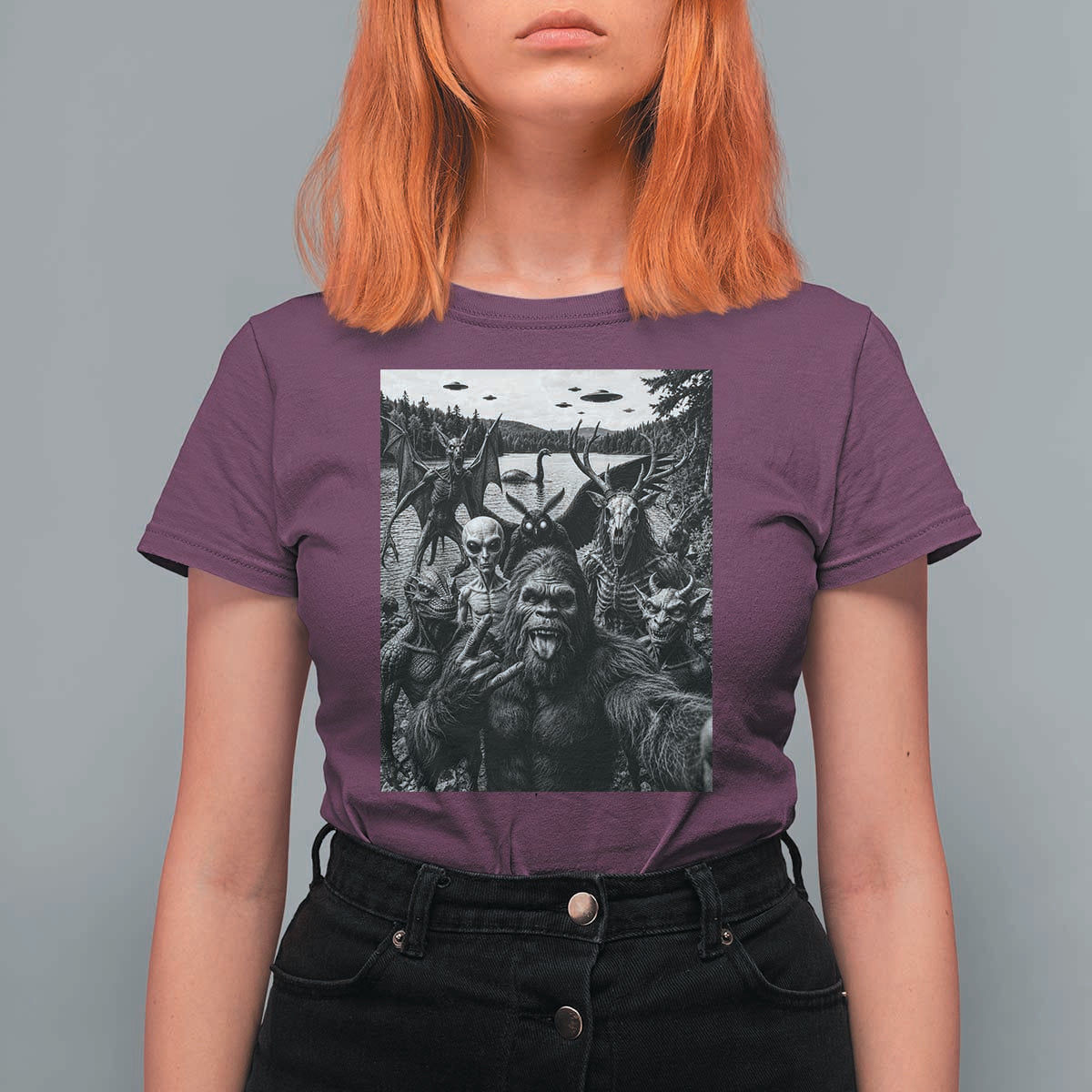 Funny Cryptid Creatures Selfie T Shirt For Women Bigfoot Alien Cryptozoology Fantasy Mythical Monsters