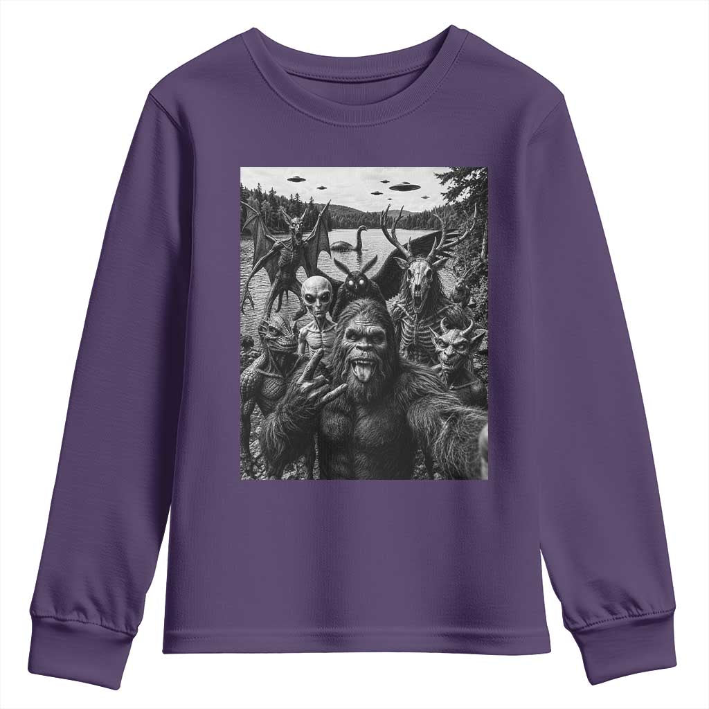 Funny Cryptid Creatures Selfie Youth Sweatshirt Bigfoot Alien Cryptozoology Fantasy Mythical Monsters