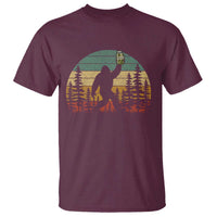 Funny Bigfoot Pickles Lover T Shirt Retro Sasquatch Cucumber Food Lover