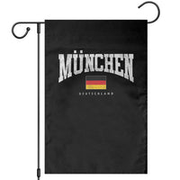 Munchen Deutschland Germany Garden Flag Vintage Athletic Sports Design