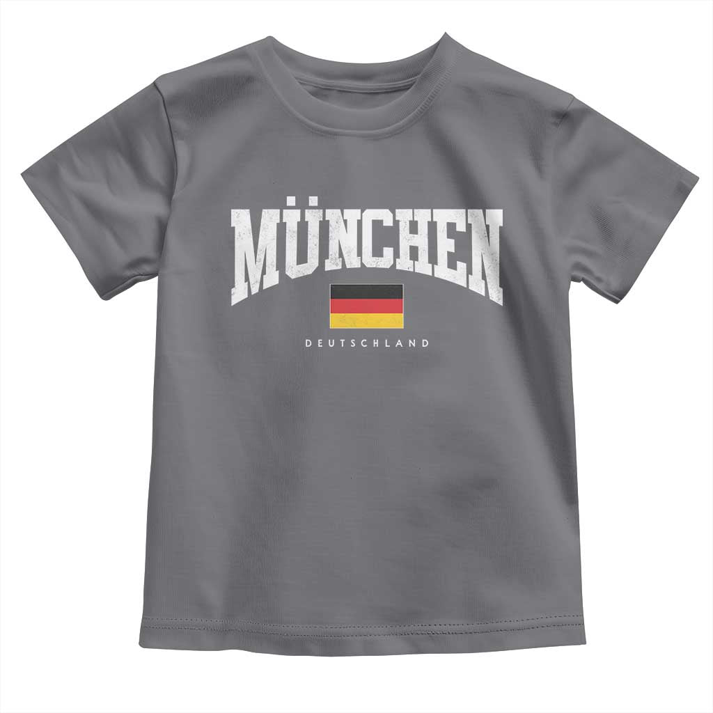 Munchen Deutschland Germany Toddler T Shirt Vintage Athletic Sports Design