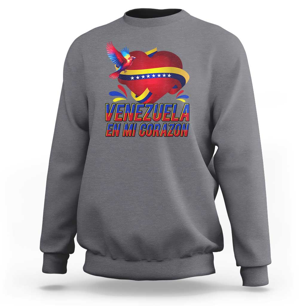 Venezuelan Pride Sweatshirt Venezuela En Mi Corazon Heart Flag Bird - Wonder Print Shop