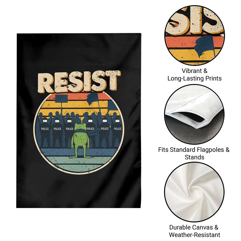 Frog Resist Garden Flag Portland Frog Activist Protest Retro Sunset - Wonder Print Shop