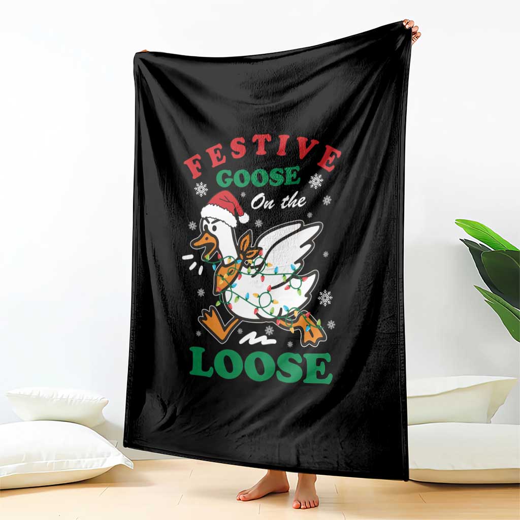 Funny Goose Christmas Throw Blanket Festive Goose On The Loose Xmas Holiday - Wonder Print Shop