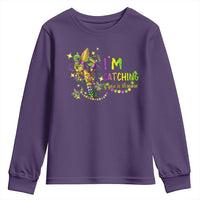 Funny I'm Catchin' If You're Throwin' Mardi Gras Youth Sweatshirt Crawfish Beads Fleur De Lys
