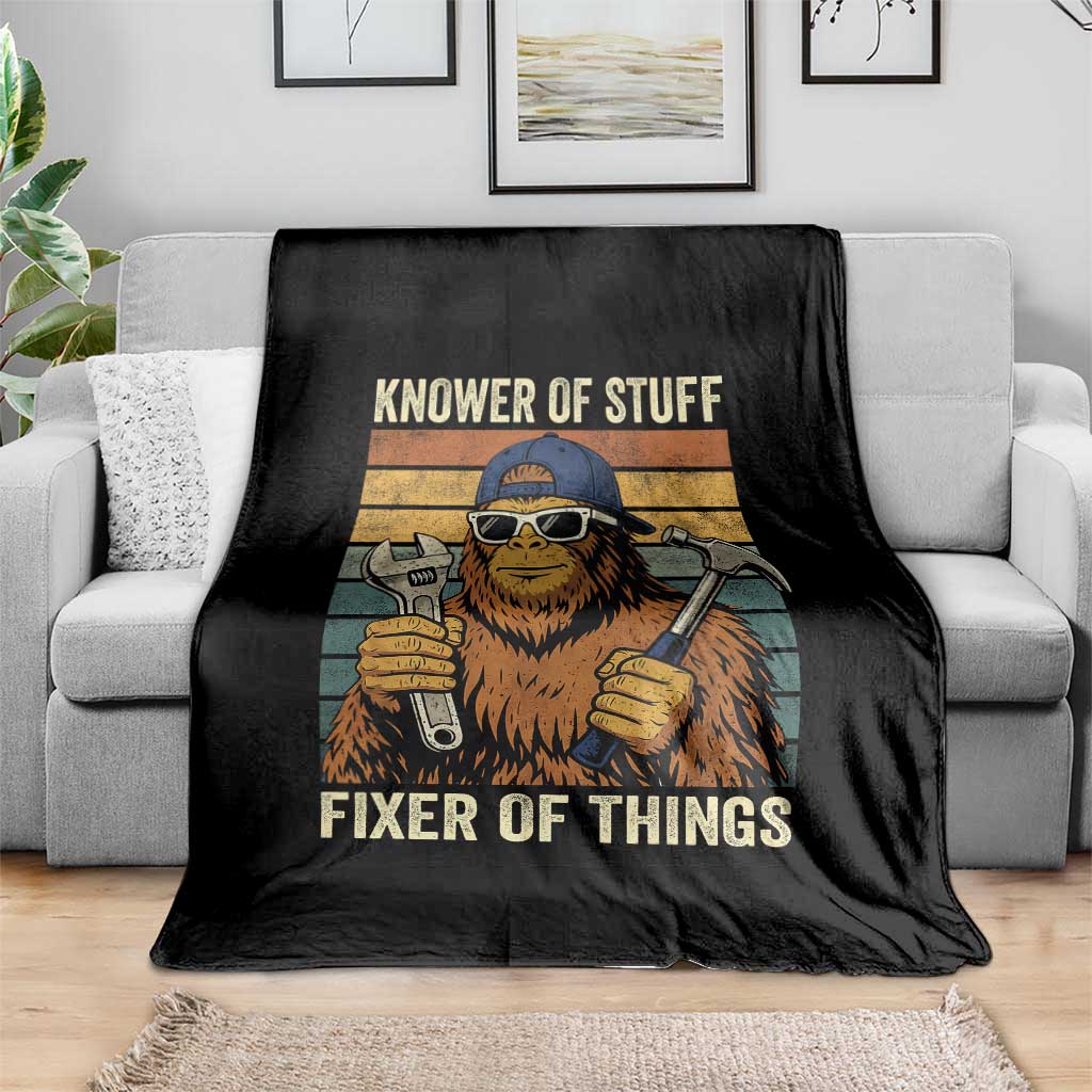 Knower Of Stuff Fixer Of Things Throw Blanket Mechanic Bigfoot Dad