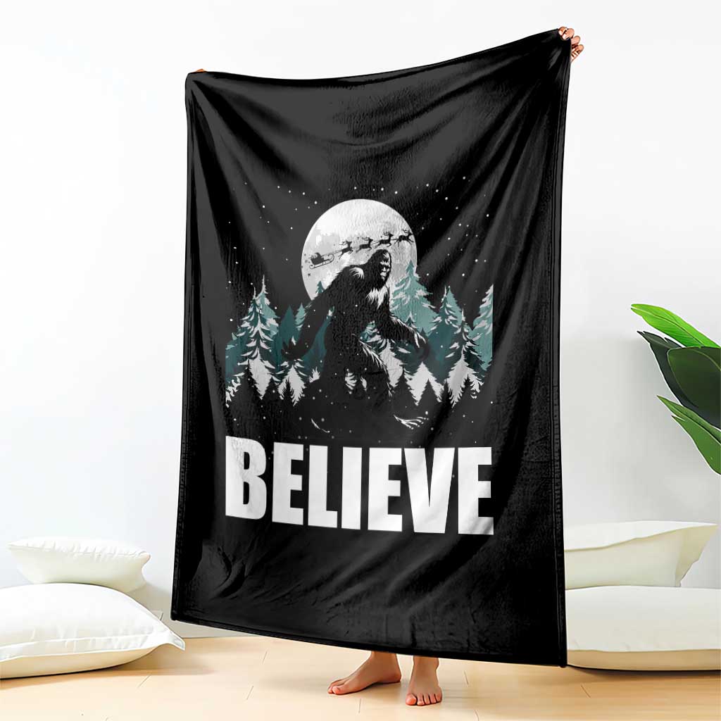 Funny Christmas Bigfoot Throw Blanket Believe Santa Sasquatch Snow - Wonder Print Shop