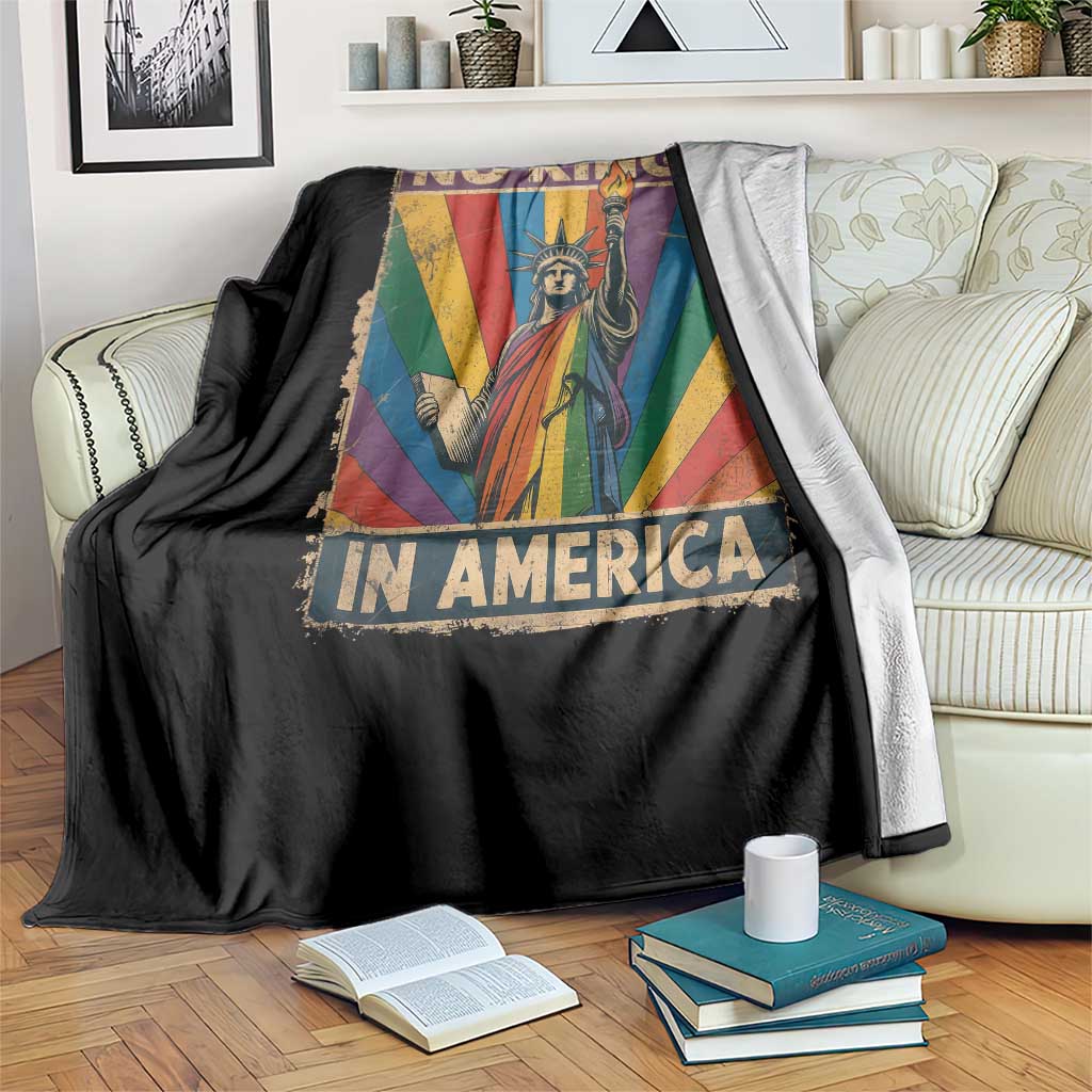 Funny No Kings In America LGBT Throw Blanket Retro Statue Of Liberty - Wonder Print Shop