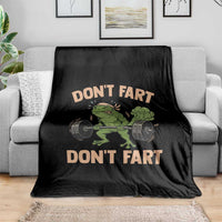 Gym Frog Throw Blanket Dont Fart Workout Weights Squat Humor - Wonder Print Shop