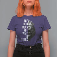 Funny The Lion Does Not Wait 18 Years T Shirt For Women Lion Meme Gen Z Alpha - Wonder Print Shop