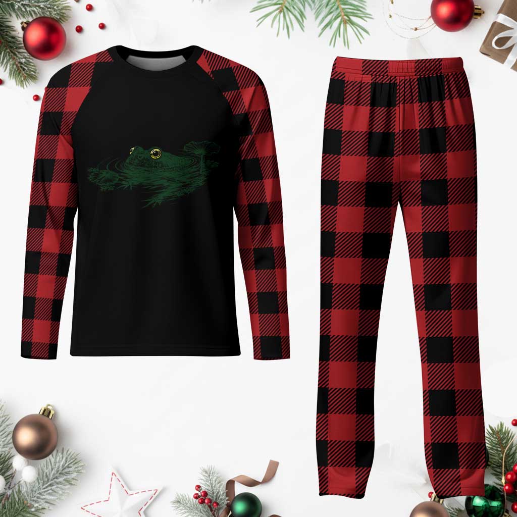 Funny Frog Swimming in Pond Cottagecore Style Plaid Pajama Set