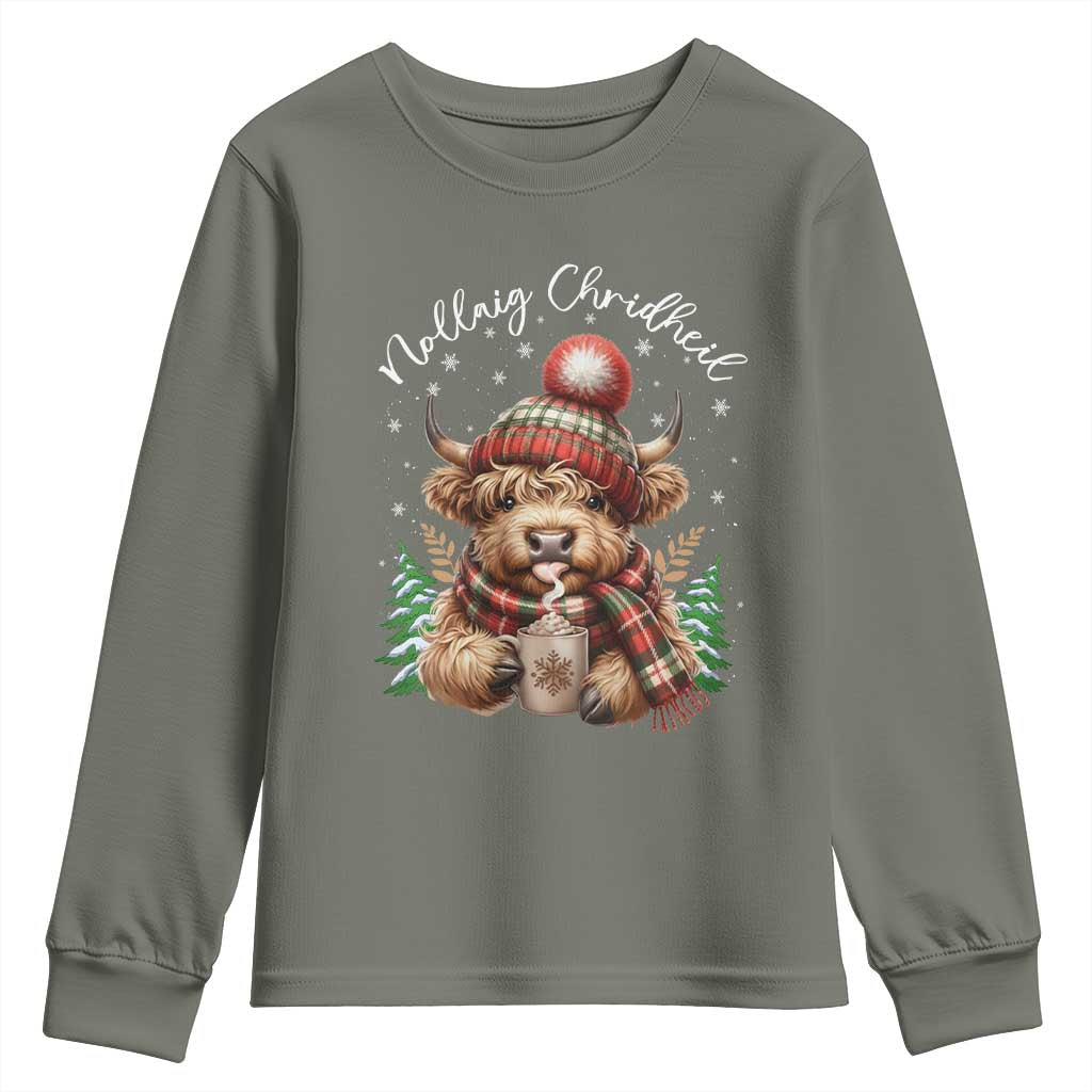 Scottish Christmas Youth Sweatshirt Nollaig Chridheil Gaelic Xmas Higland Cow - Wonder Print Shop