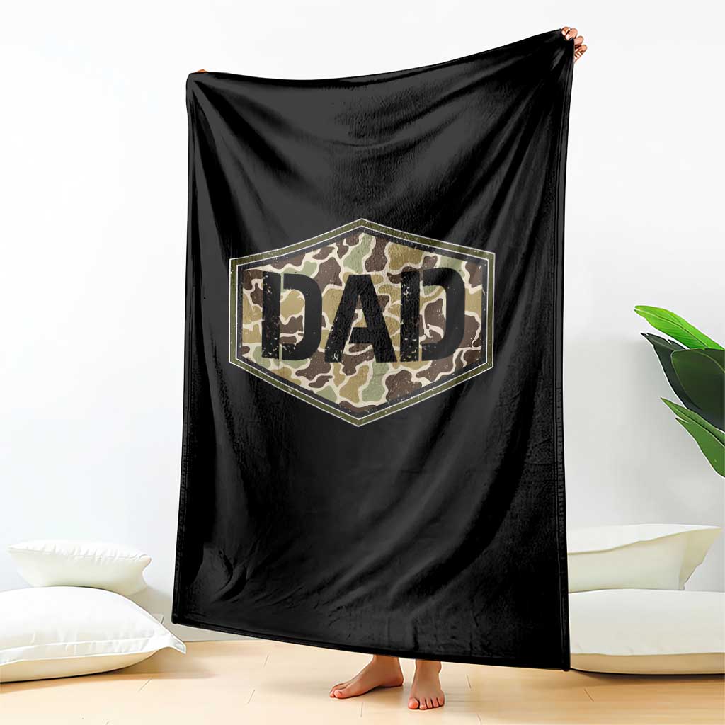 Dad Retro Old Camo Hunting Daddy Fathers Day Throw Blanket Dad Retro Old Camo Hunting Daddy Fathers Day