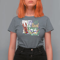 Funny Mardi Gras Louisiana T Shirt For Women I Just Want To Be Loved Bayou Crawfish Beads