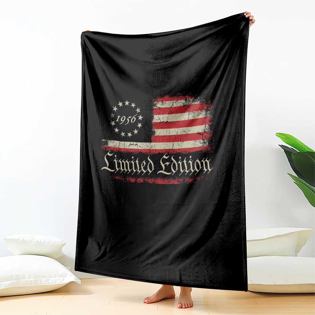 70th Birthday 1956 Limited Edition Throw Blanket Gifts for 70 Years Old Vintage American Flag