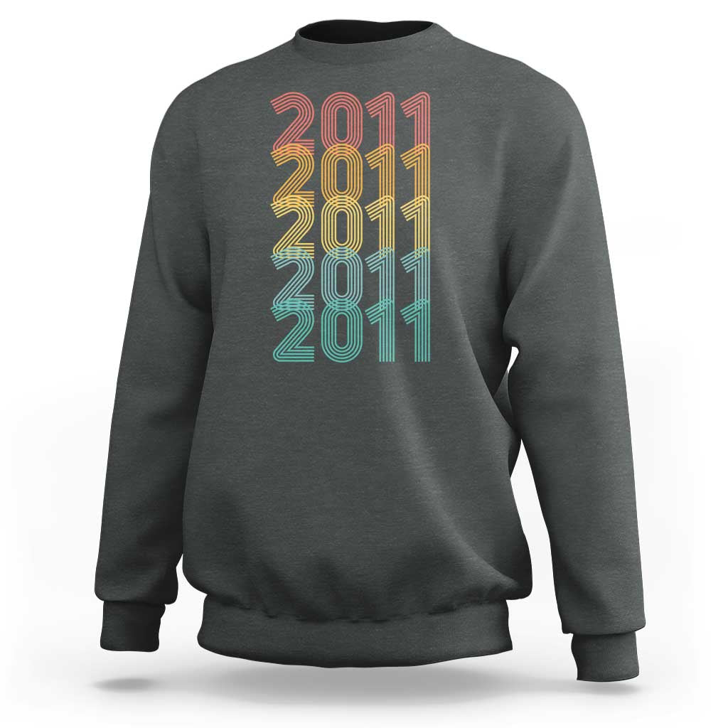 15th Birthday Sweatshirt Vintage 2011 Retro 15 Years Old Birthday