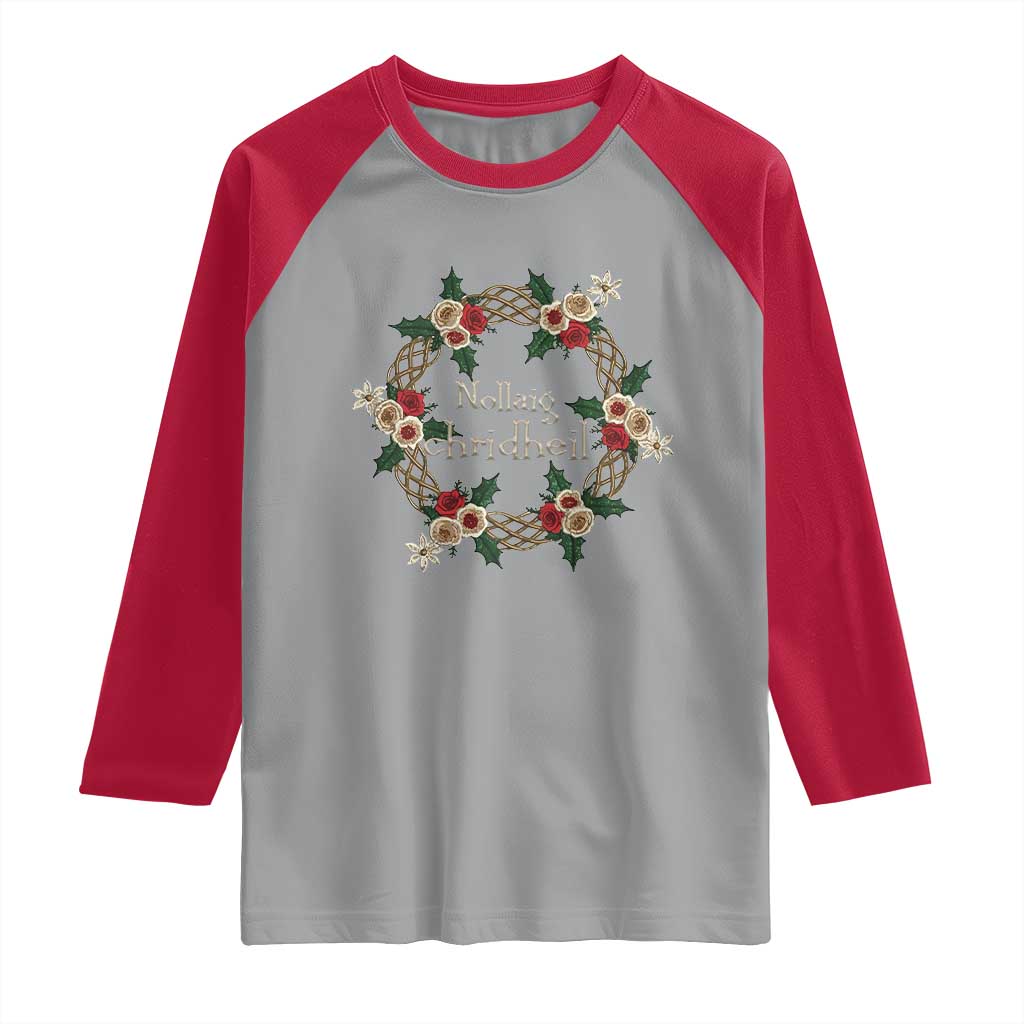 Scottish Celtic Christmas Nollaig Chridheil Raglan Shirt Xmas Wreath - Wonder Print Shop