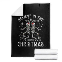 Funny Believe In The Magic Of Christmas Throw Blanket Xmas Skeleton - Wonder Print Shop