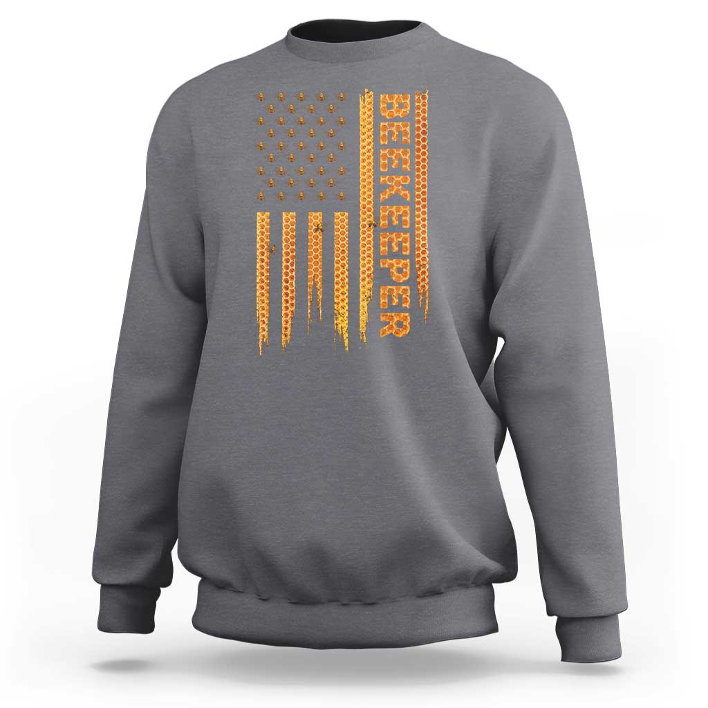 Beekeeping American Flag Honeycomb Honey Bees Beekeeper Sweatshirt