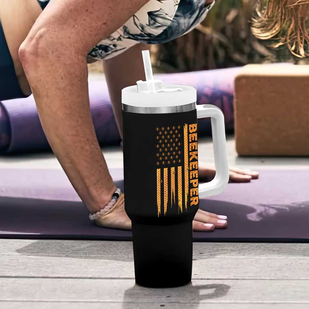 Beekeeping American Flag Honeycomb Honey Bees Beekeeper Tumbler With Handle