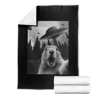 Funny Groundhog Selfie With Alien UFOs Weird Ground Hog Day Throw Blanket - Wonder Print Shop