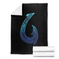 Tribal Makau Hawaiian Fish Hook Pacific Islander Hawaiian Throw Blanket