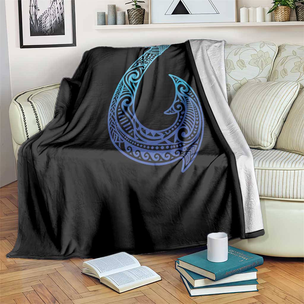 Tribal Makau Hawaiian Fish Hook Pacific Islander Hawaiian Throw Blanket