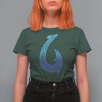 Tribal Makau Hawaiian Fish Hook Pacific Islander Hawaiian T Shirt For Women