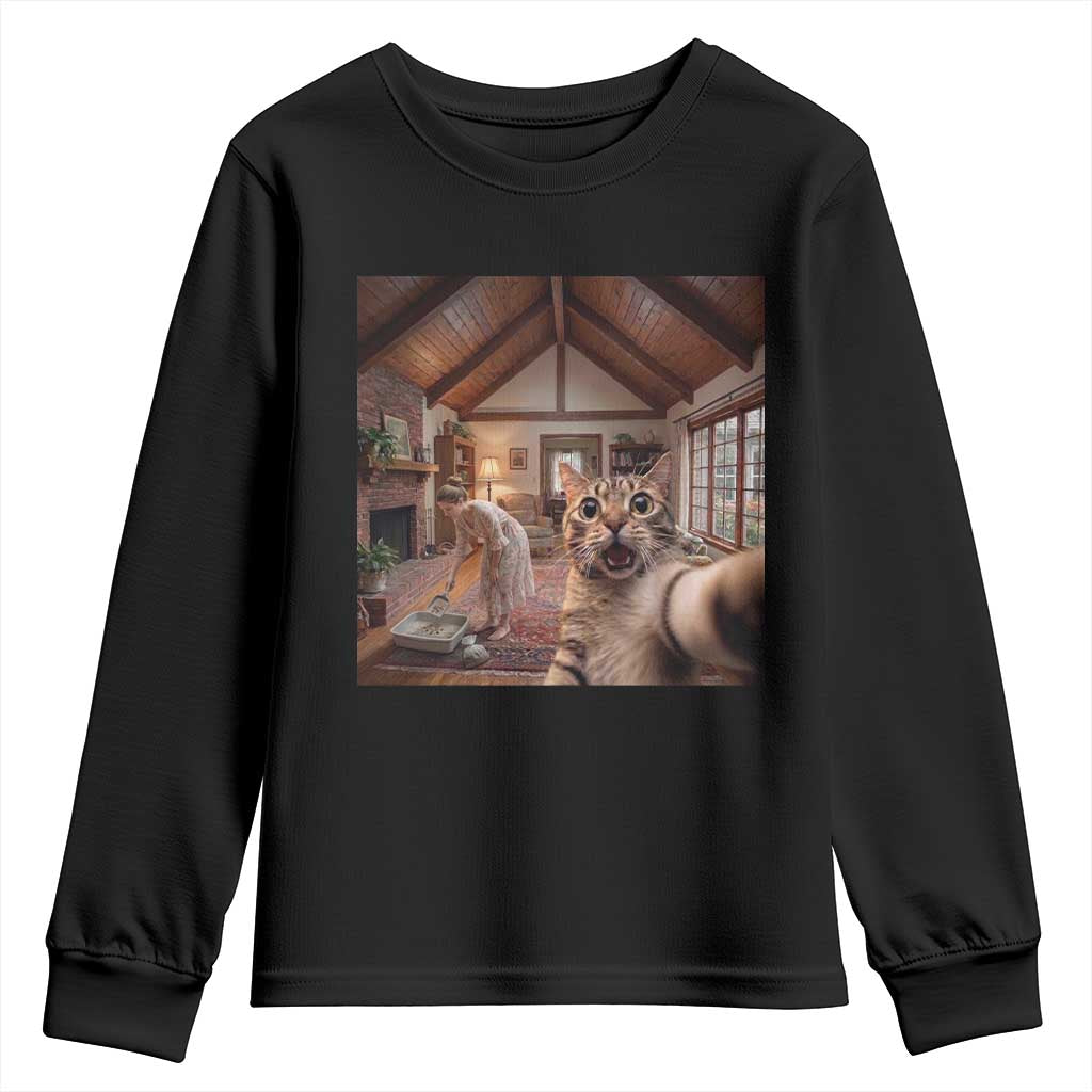 Cat Selfie with Woman Funny Cat Mom Youth Sweatshirt