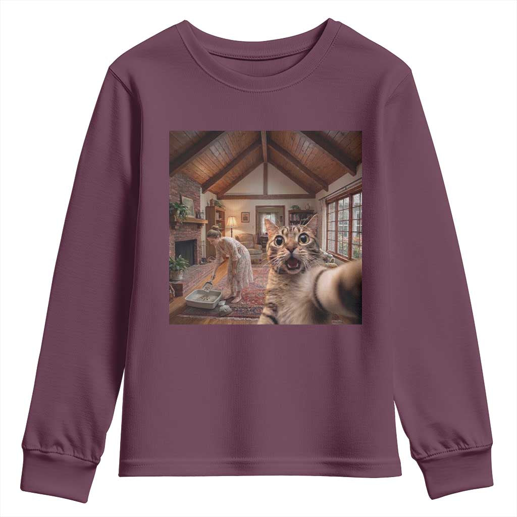 Cat Selfie with Woman Funny Cat Mom Youth Sweatshirt