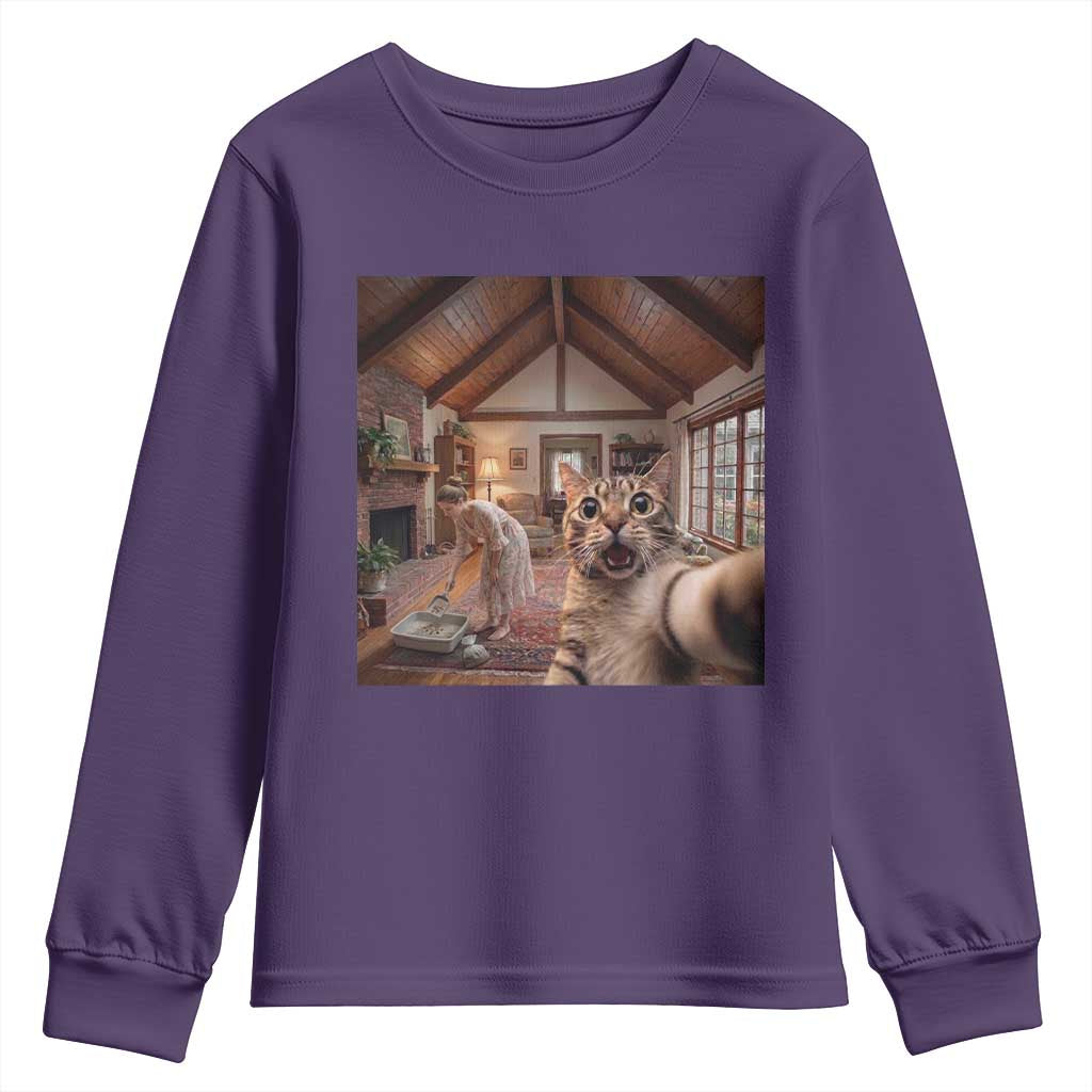 Cat Selfie with Woman Funny Cat Mom Youth Sweatshirt