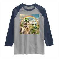 St Patricks Day Cat Selfie with Leprechaun Raglan Shirt