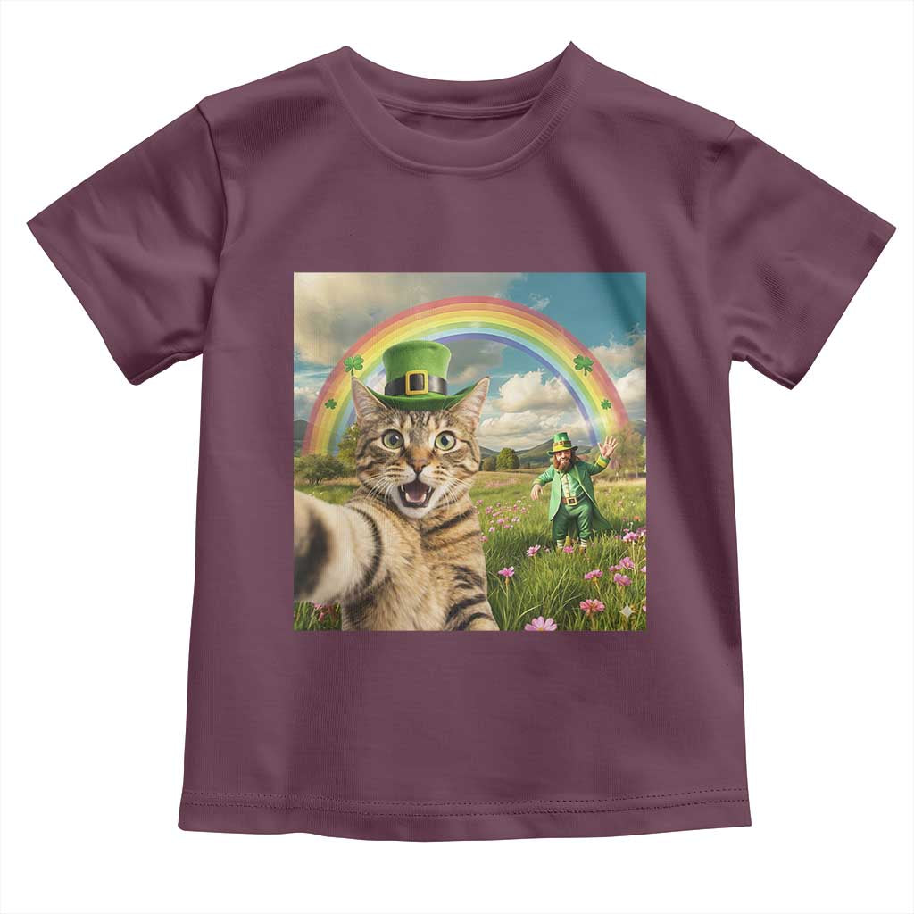 St Patricks Day Cat Selfie with Leprechaun Toddler T Shirt