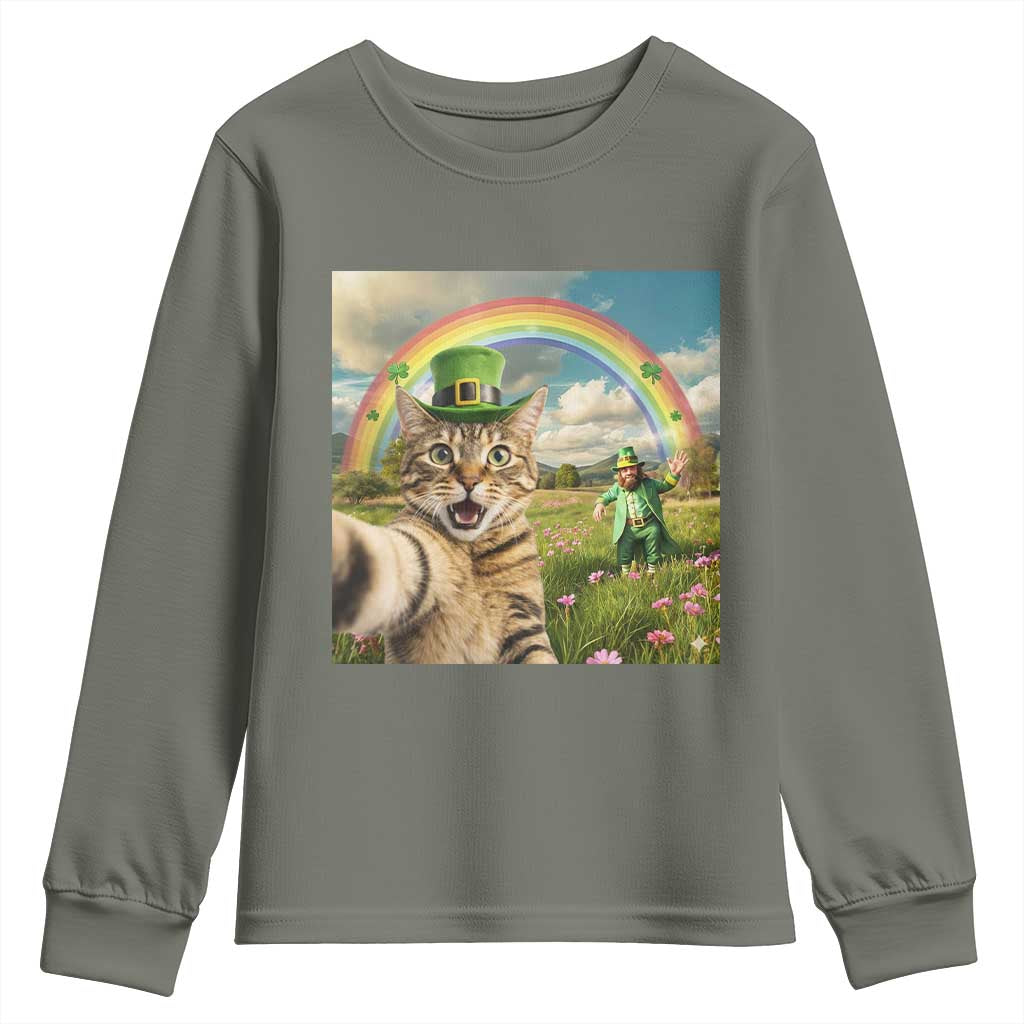 St Patricks Day Cat Selfie with Leprechaun Youth Sweatshirt