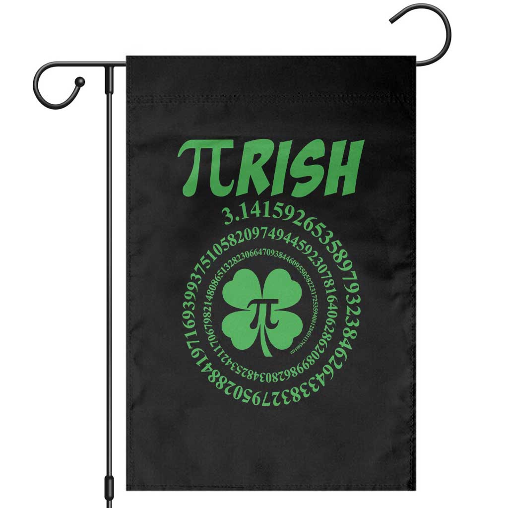 Funny St Patricks Day Pi Symbol Lover Garden Flag Pirish 3,14 Pi Number Shamrock