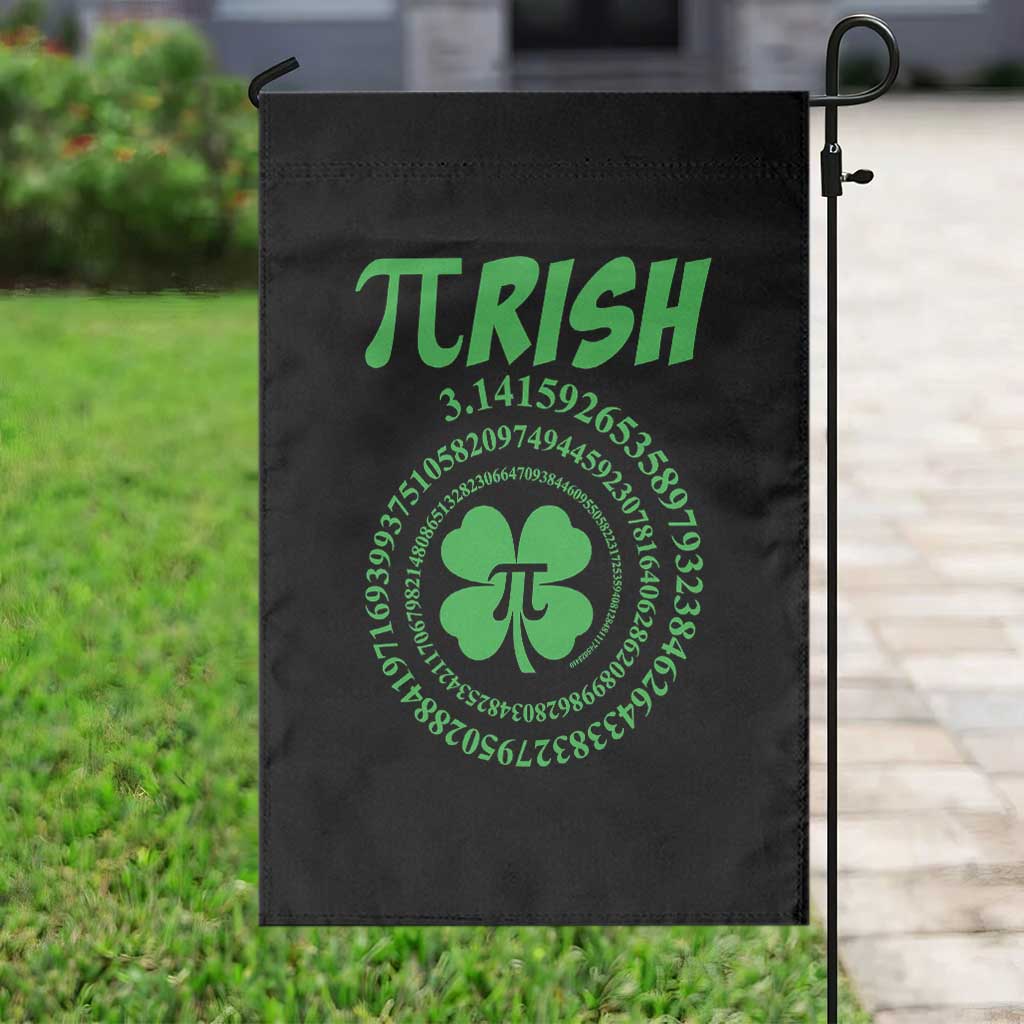 Funny St Patricks Day Pi Symbol Lover Garden Flag Pirish 3,14 Pi Number Shamrock