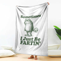 Sometimes I Just Be Fartin Funny Frog Throw Blanket