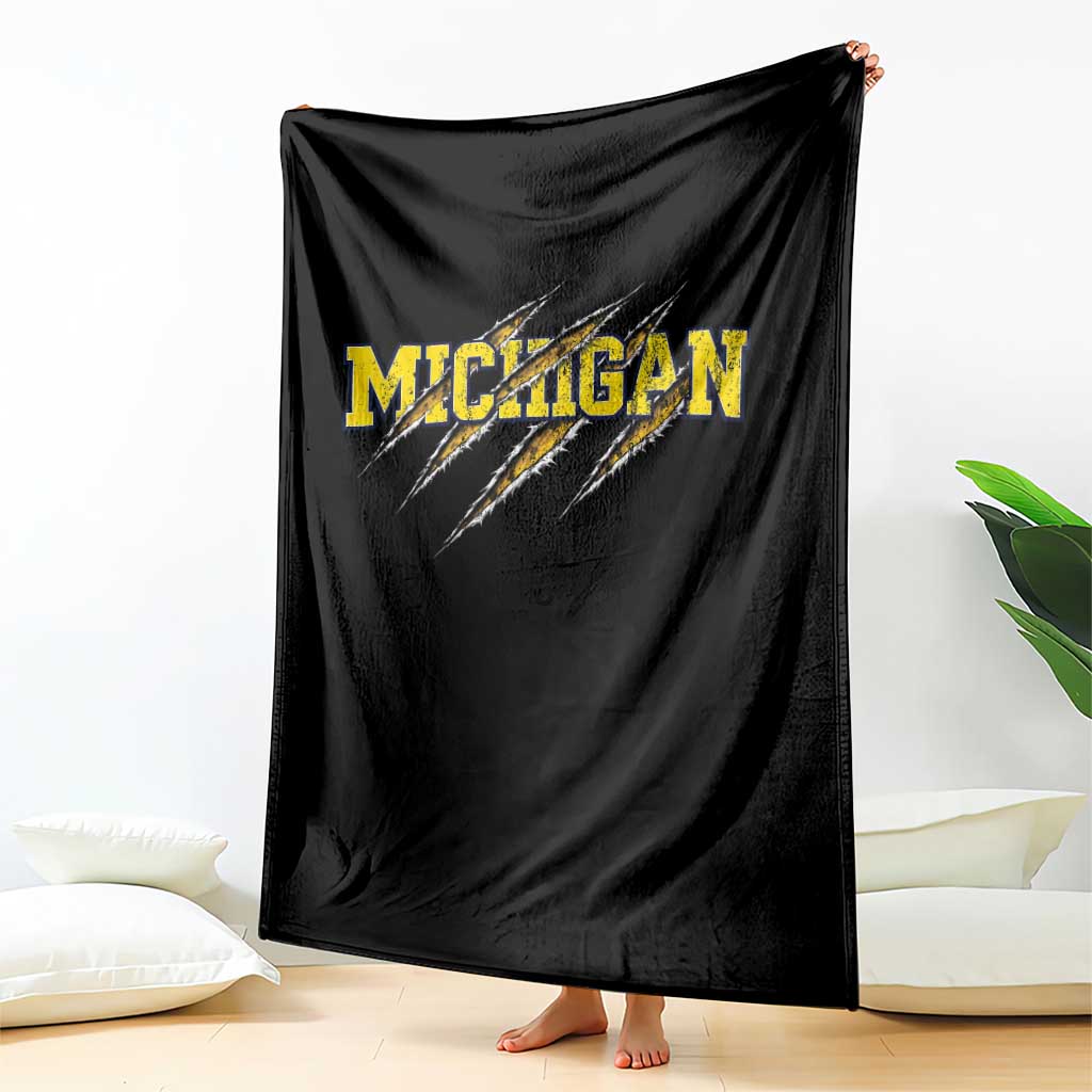Michigan Fan Throw Blanket MI State Sports Game Day Scratch Mark