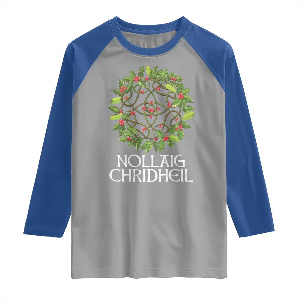 Scottish Merry Christmas Raglan Shirt Nollaig Chridhel Celtic Xmas Mistletoe - Wonder Print Shop